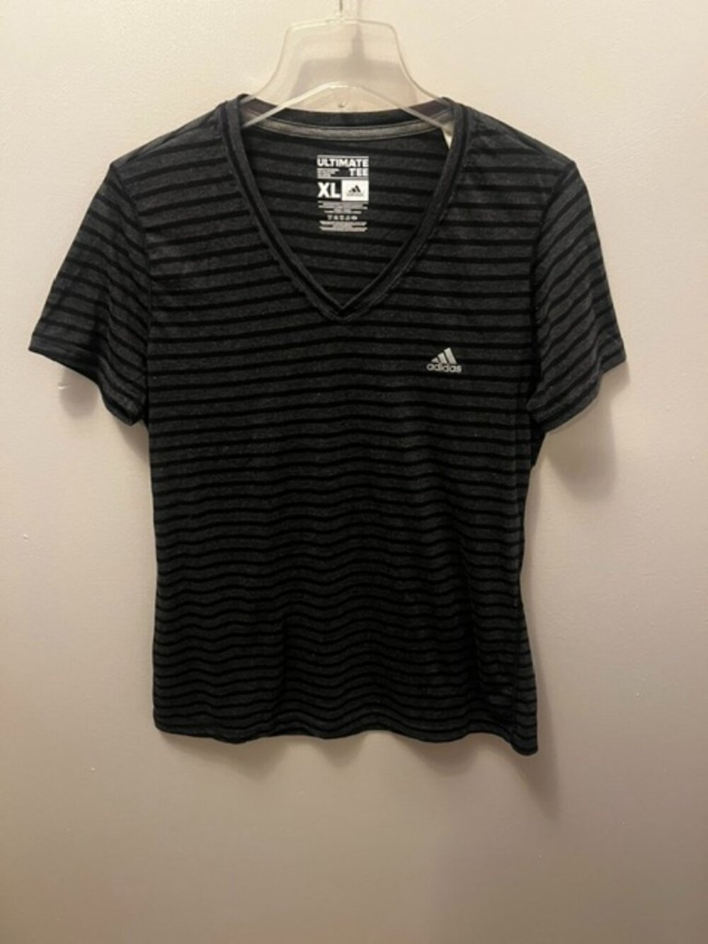 Women's Adidas Ultimate TEE short sleeve top, Size XL, Gray stripe, V neck, logo